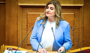 Η Λιακούλη πηγαίνει στη Βουλή τις καταγγελίες Κουρέτα για τον ΟΠΕΚΕΠΕ